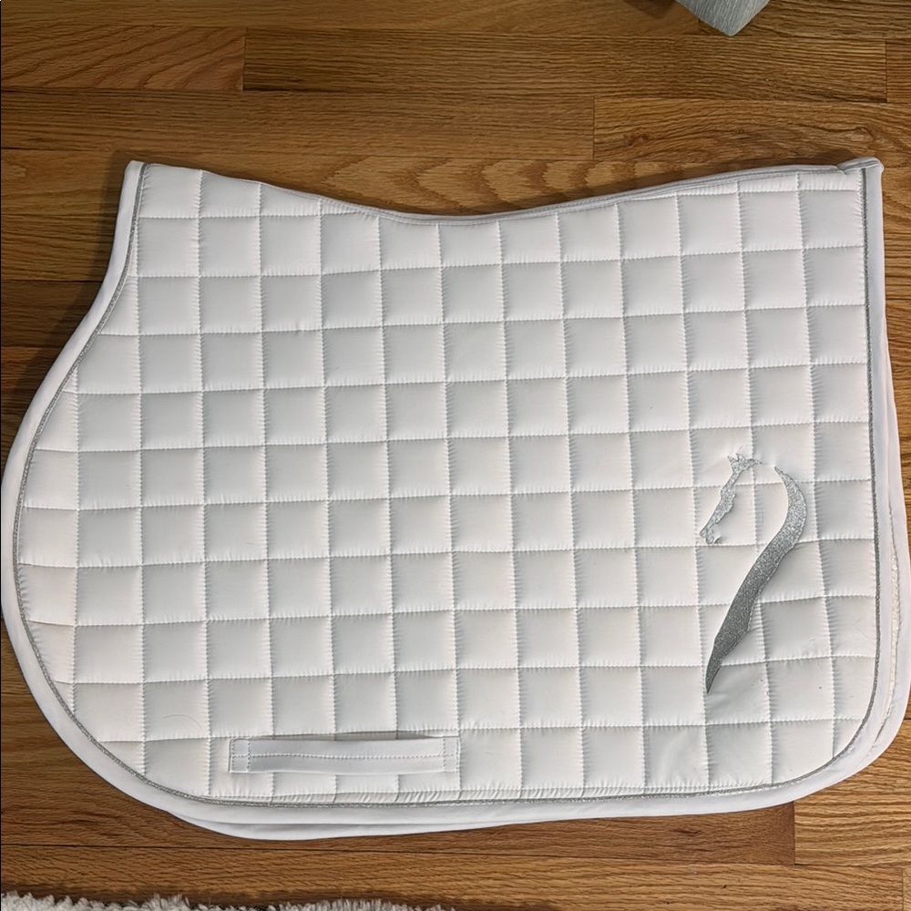 Antares White Quilted Saddle Pad with Horse Embroidery